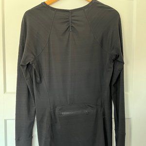 Athleta front 1/4 zip Fitted Shirt